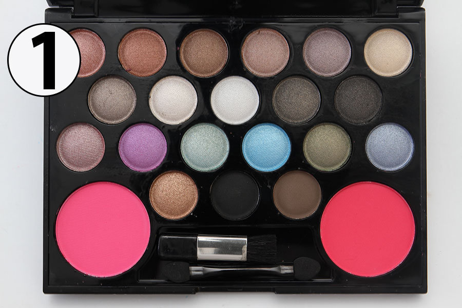 Тени для век Christian Dior 20 Color Eye Shadow 2 Color Cheek Rouge тени 20 цв. + румяна 2 цв. № 1 52 g