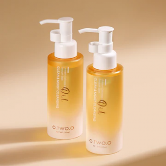 Гидрофильное масло для снятия макияжа O.TWO.O Clean and Moist Cleansing 150 ml фото